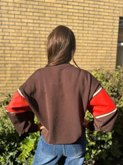 Trui "Cest la vie" donkerbruin