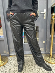 Leatherlook sky broek "Black"