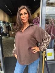 Blouse "Broderie" donkerbruin