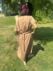 Jurk "Vino" Camel