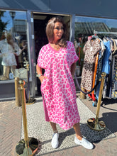 Lange jurk "Panterprint” Fuchsia