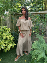 2 delig set lange rok en top "Lina" camel