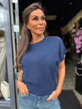 Vleermuis top "Liv" donkerblauw