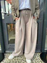 Comfy "plooien" Taupe