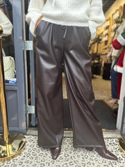 Leatherlook wide leg broek " Donkerbruin