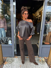 Faux-Leather Top met Pofmouw "Gerrie" donkerbruin