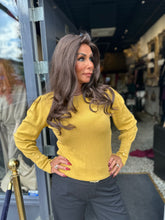 Lange mouwen top "Buttons" mosterdgeel