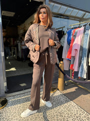 Gewatteerd jasje "Enjoy life" Donkerbruin/panter reversible