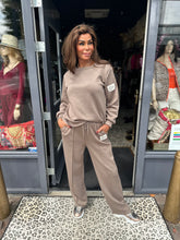 Life isn't perfect set lange mouw "Taupe"