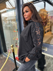 Blouse "Devine" zwart
