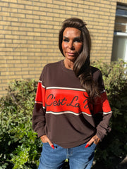Trui "Cest la vie" donkerbruin