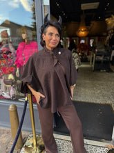 Poncho "Jewel" Donkerbruin