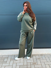 2 delig comfy set "Wouw" legergroen