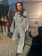 2 delig set "Dilana” geruit zwart wit Pre order maandag