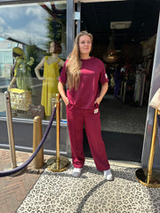 Life isn't perfect set korte mouw "Bordeaux"