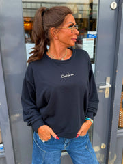 Sweater "Cest la vie" donkerblauw