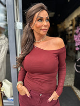 By Swan "Off Shoulder" Bordeaux