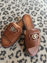 Slippers inspo camel