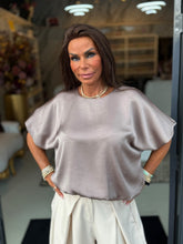 Silky blouse ballon pofmouw Taupe