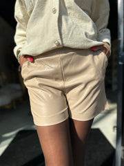 Short Beige