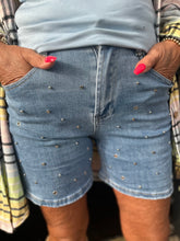 Short "Studs"