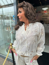 Blouse "Sparkling detail" ecru
