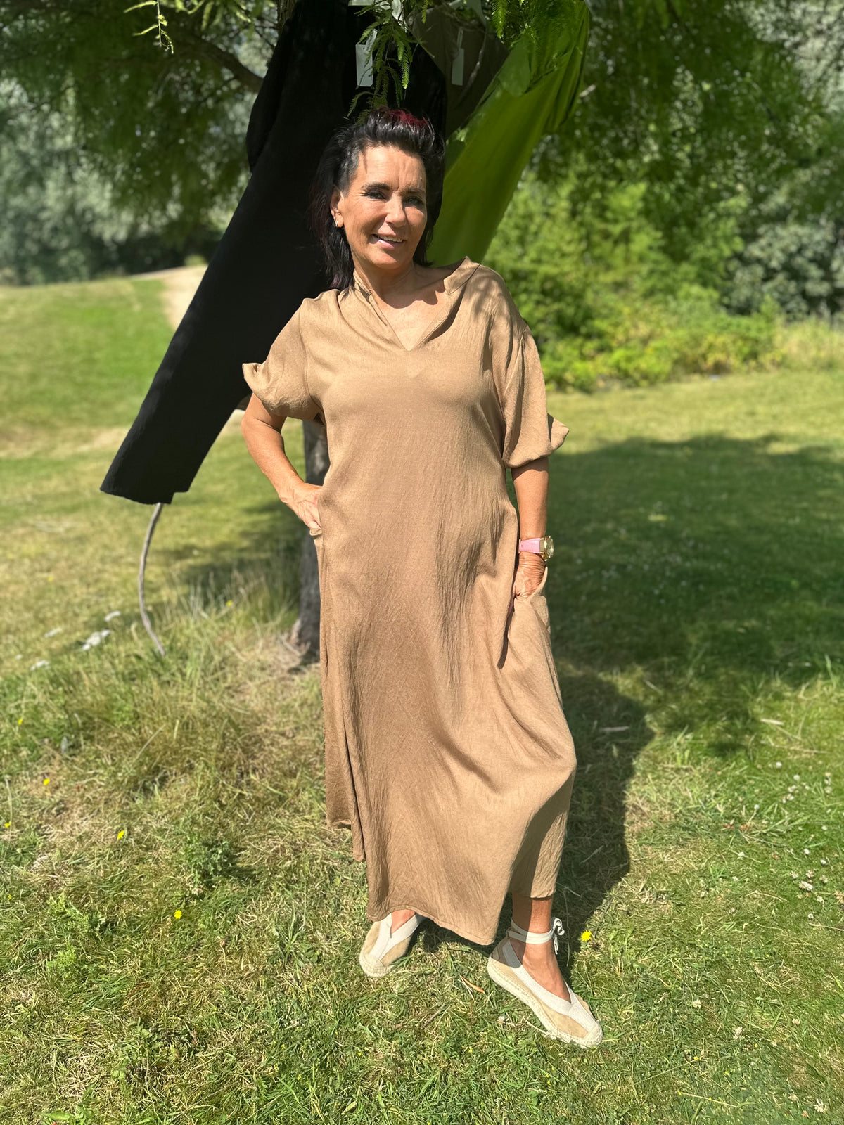 Jurk "Vino" Camel