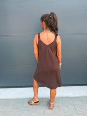 Viscose jurk “Gesp” donkerbruin