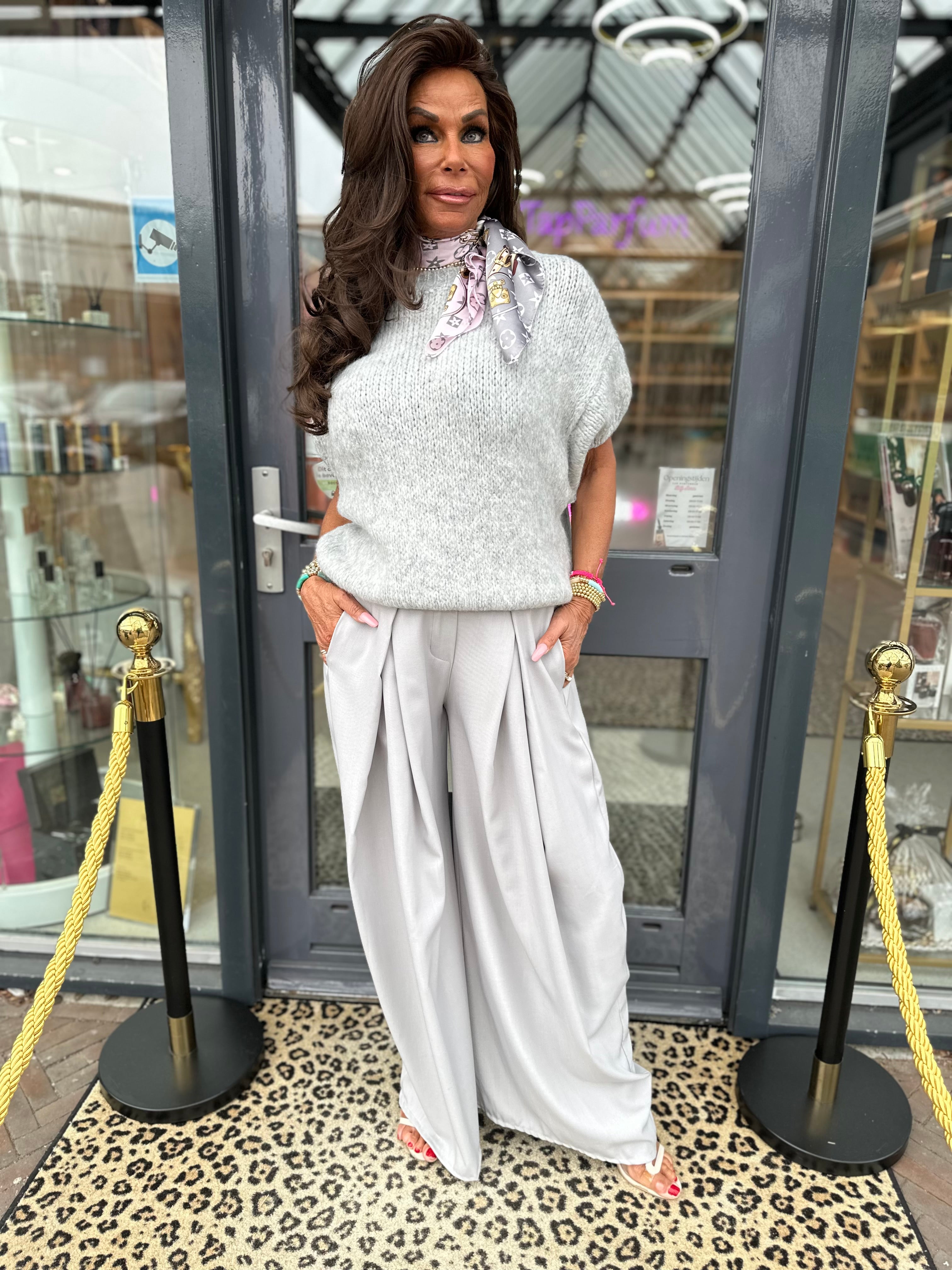 Wide leg pantalon “plooien” Grijs