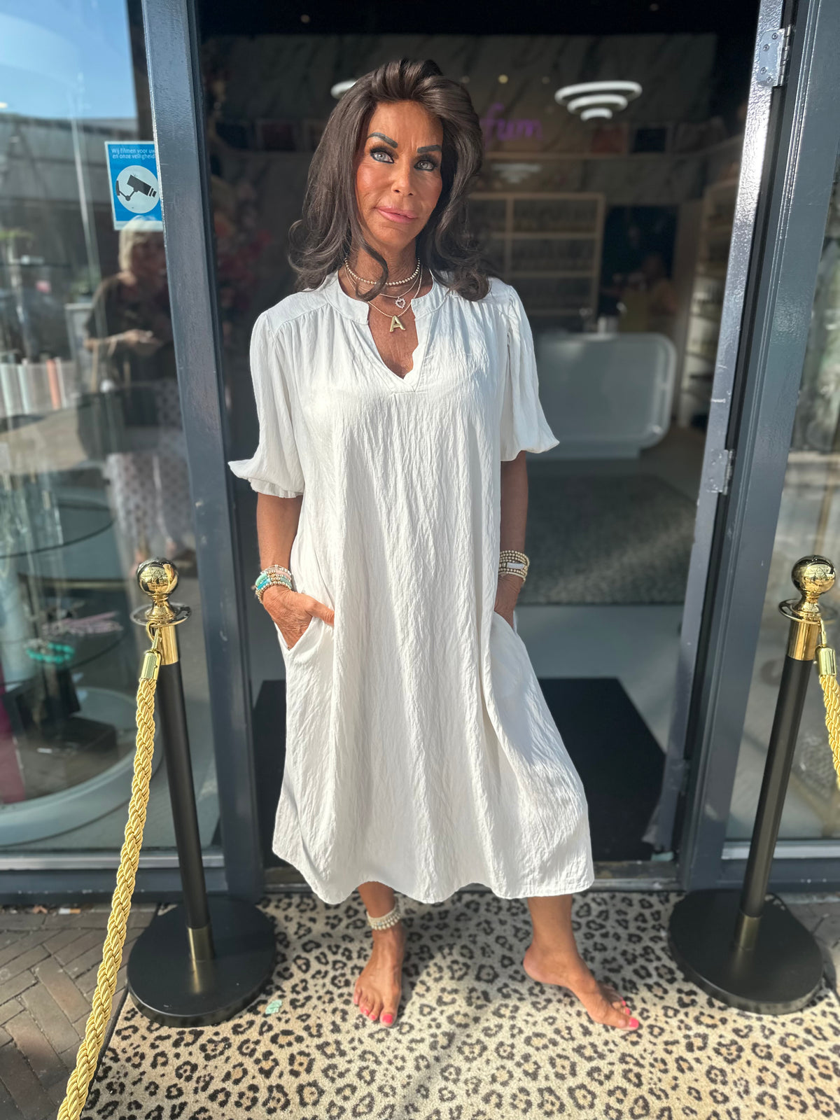 Jurkje "Azia" Roezelmouw Beige