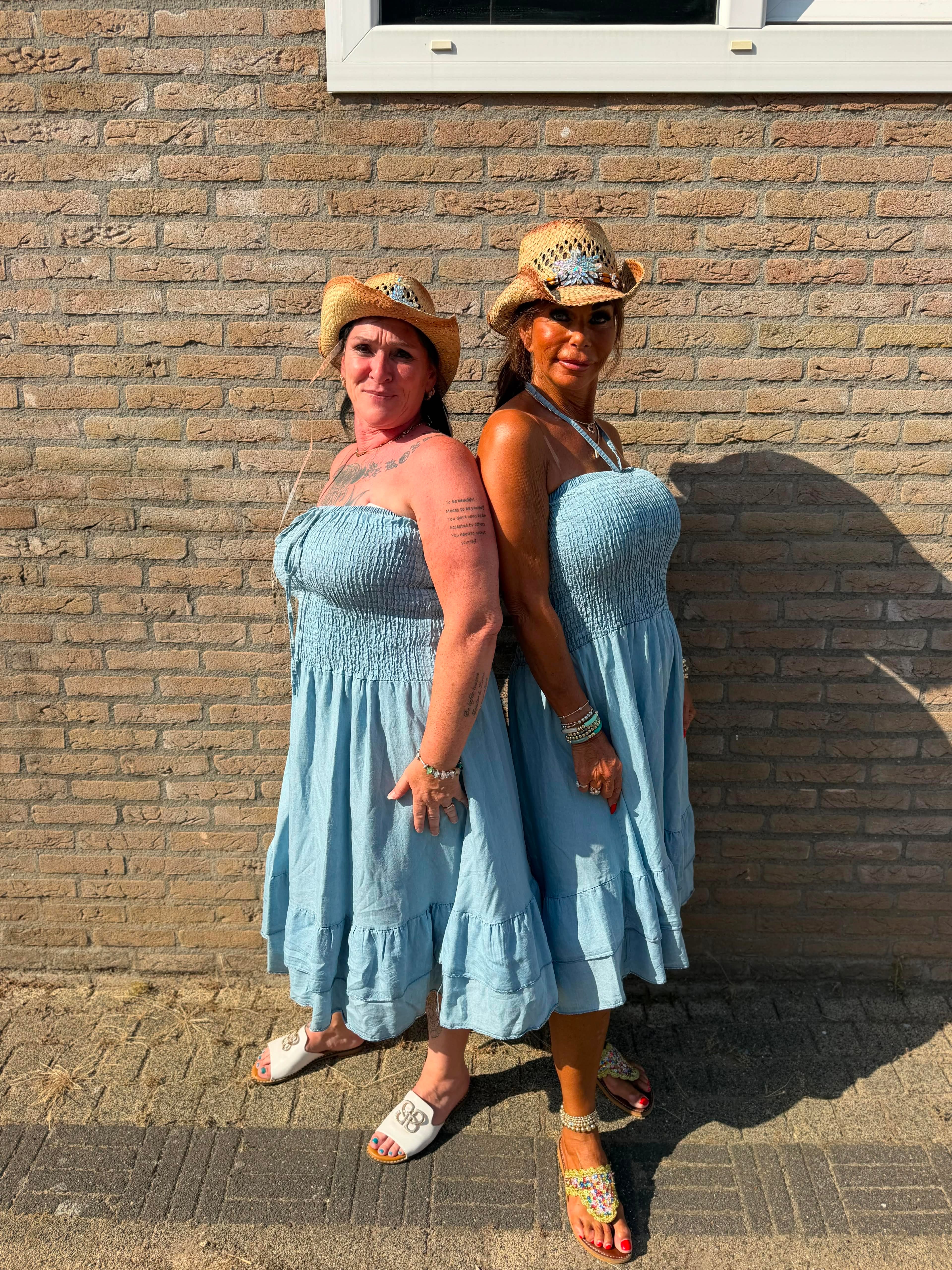 Strapless jurkje “Plus Size” tencil