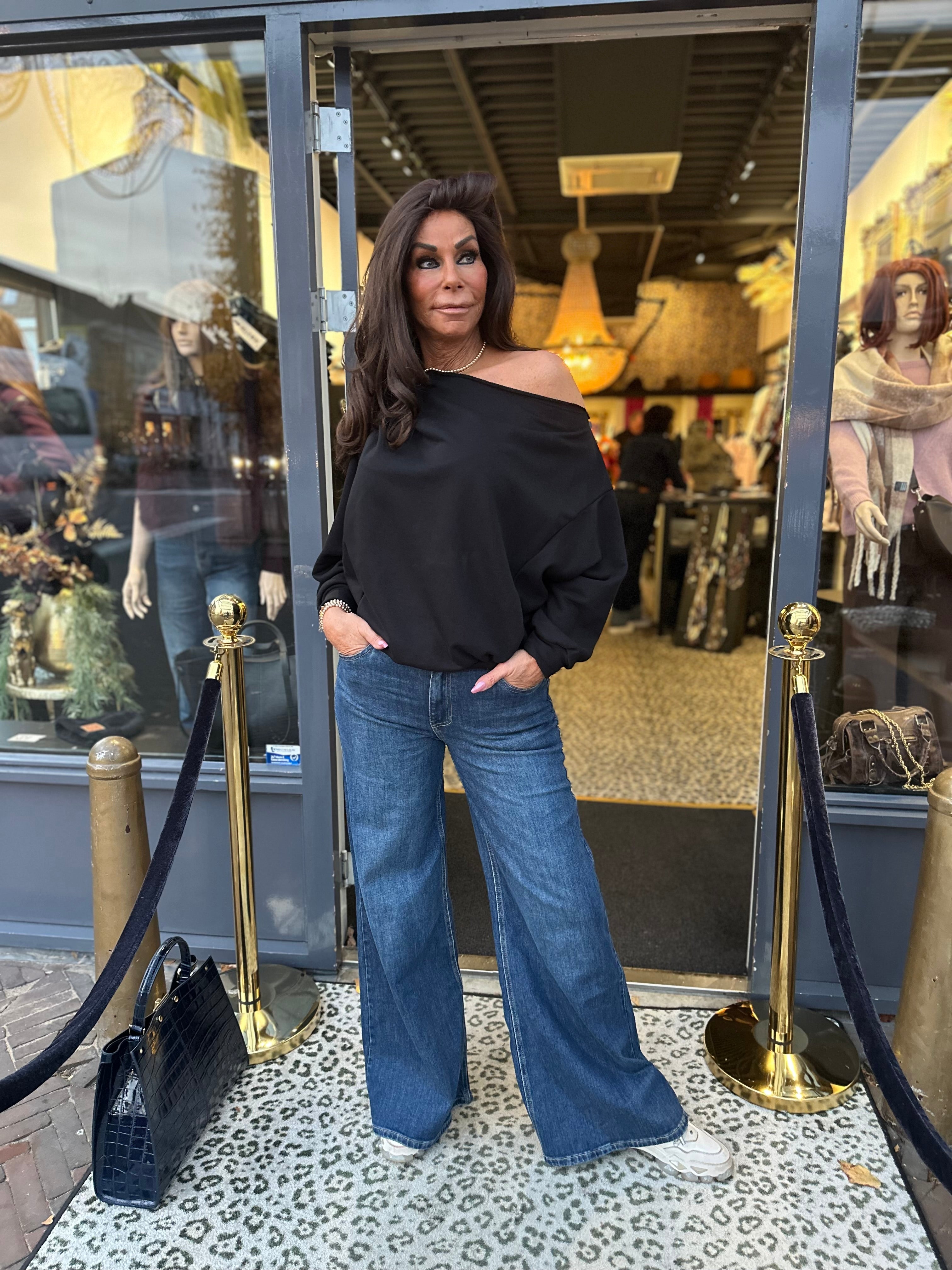 Off shoulder top “Faith” zwart