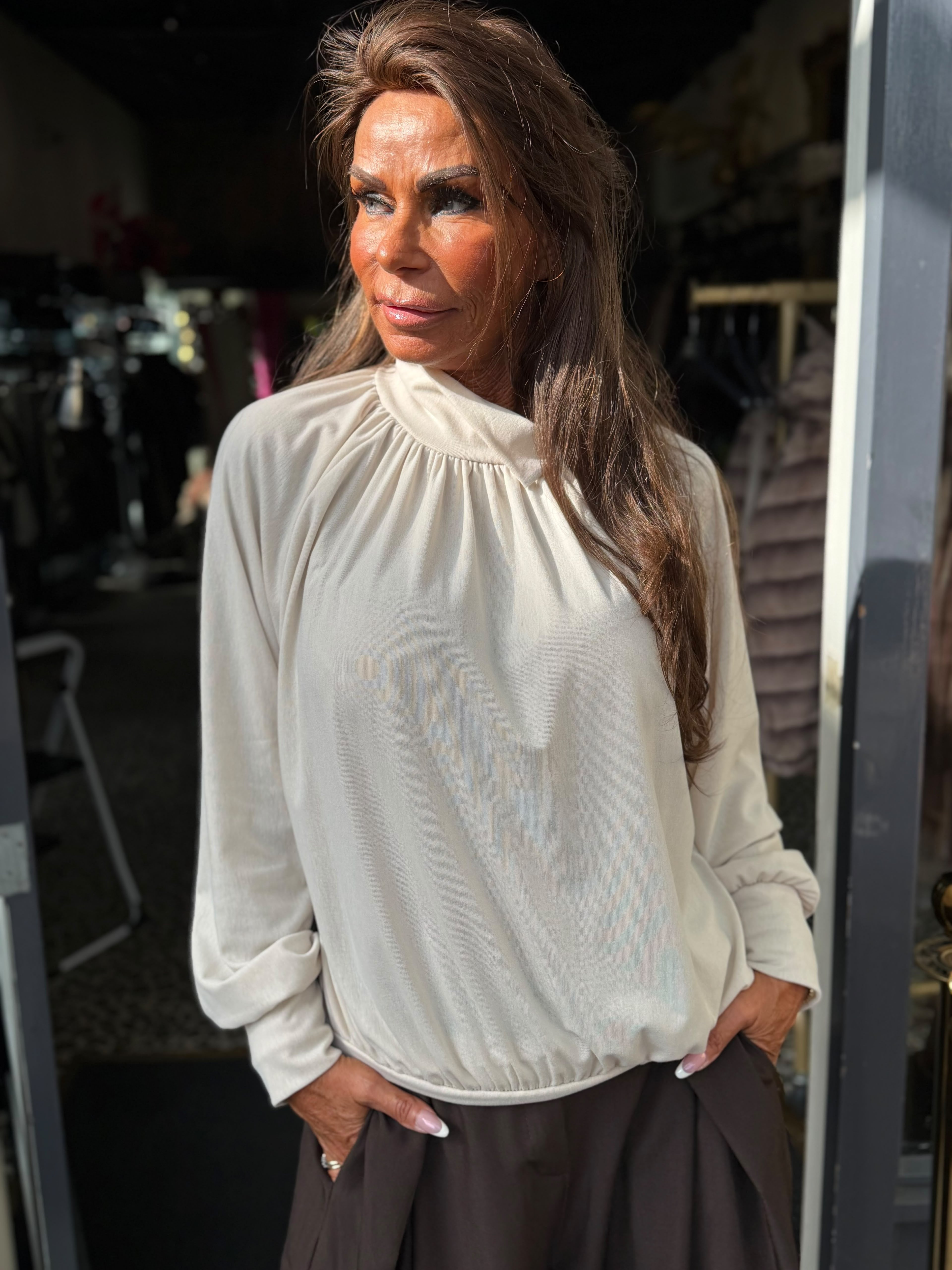 Top "Big Flappie" beige