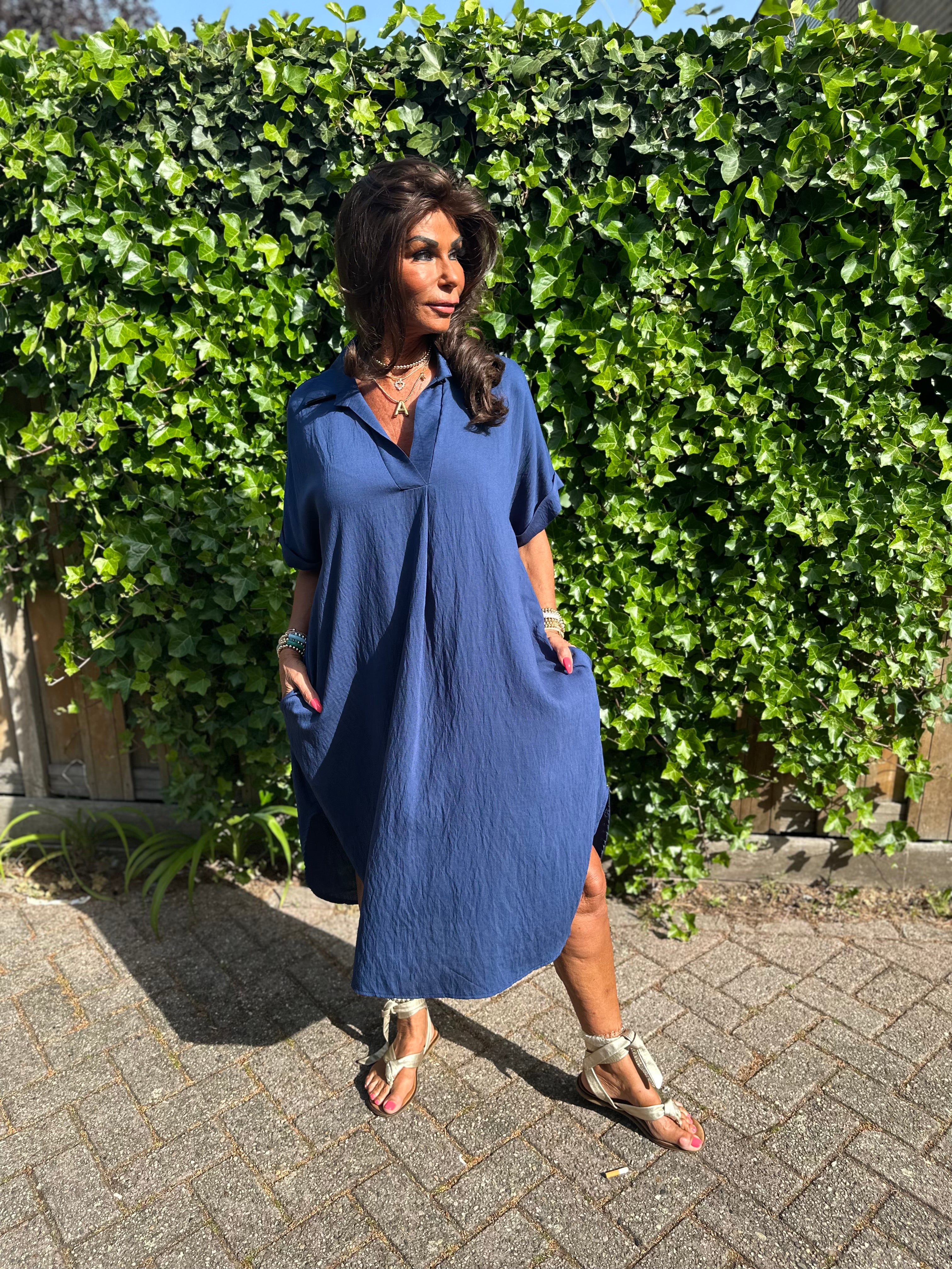 Jurkje "Kalyn" v-hals sky blauw