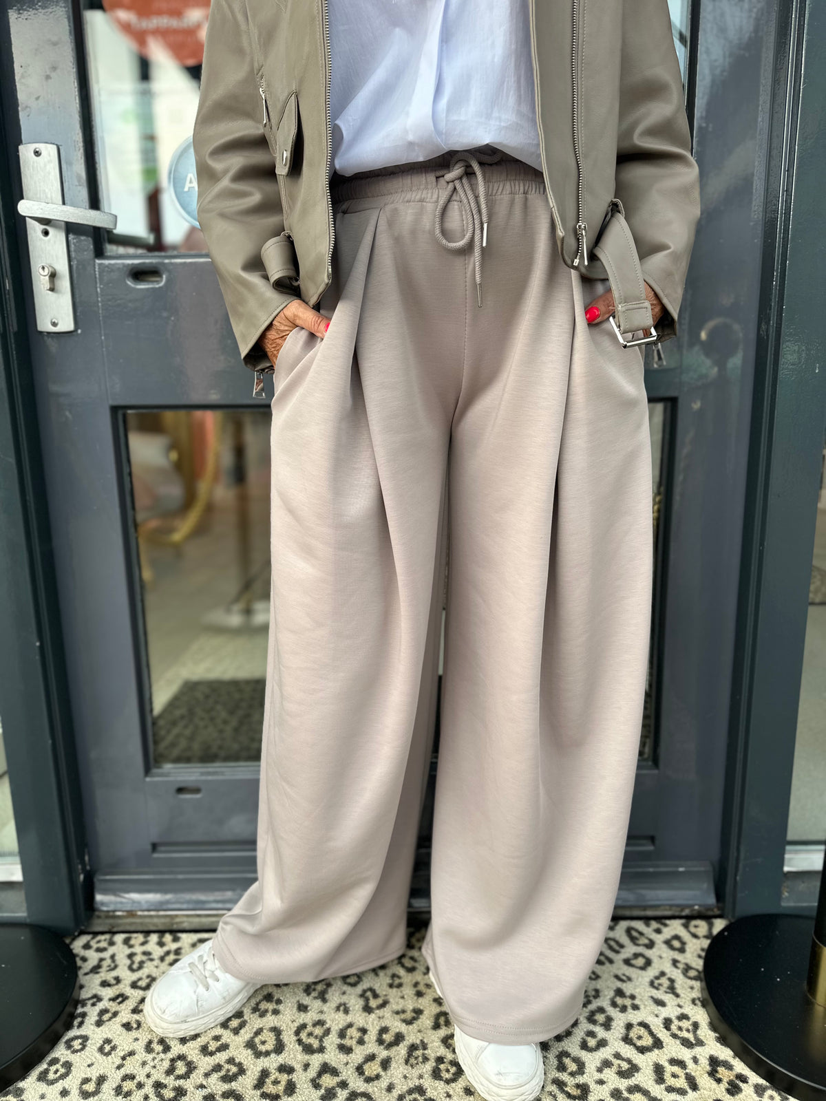 Comfy "plooien" Taupe