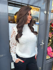 trui kanten mouw "Robyn" Offwhite