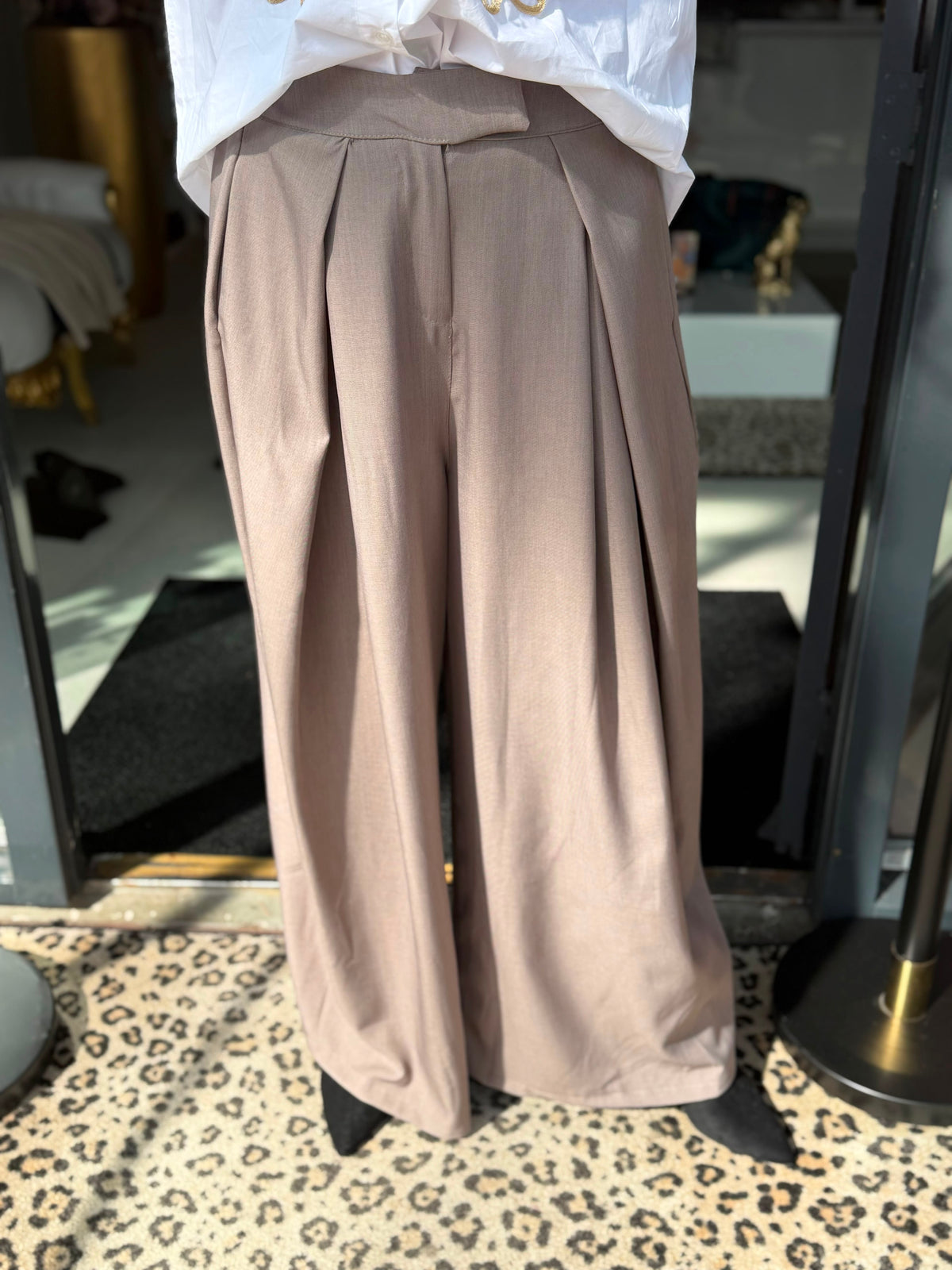 Wijde broek "Mies" taupe