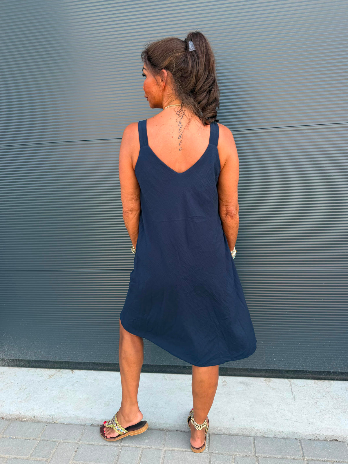 Viscose jurk “Gesp” navy
