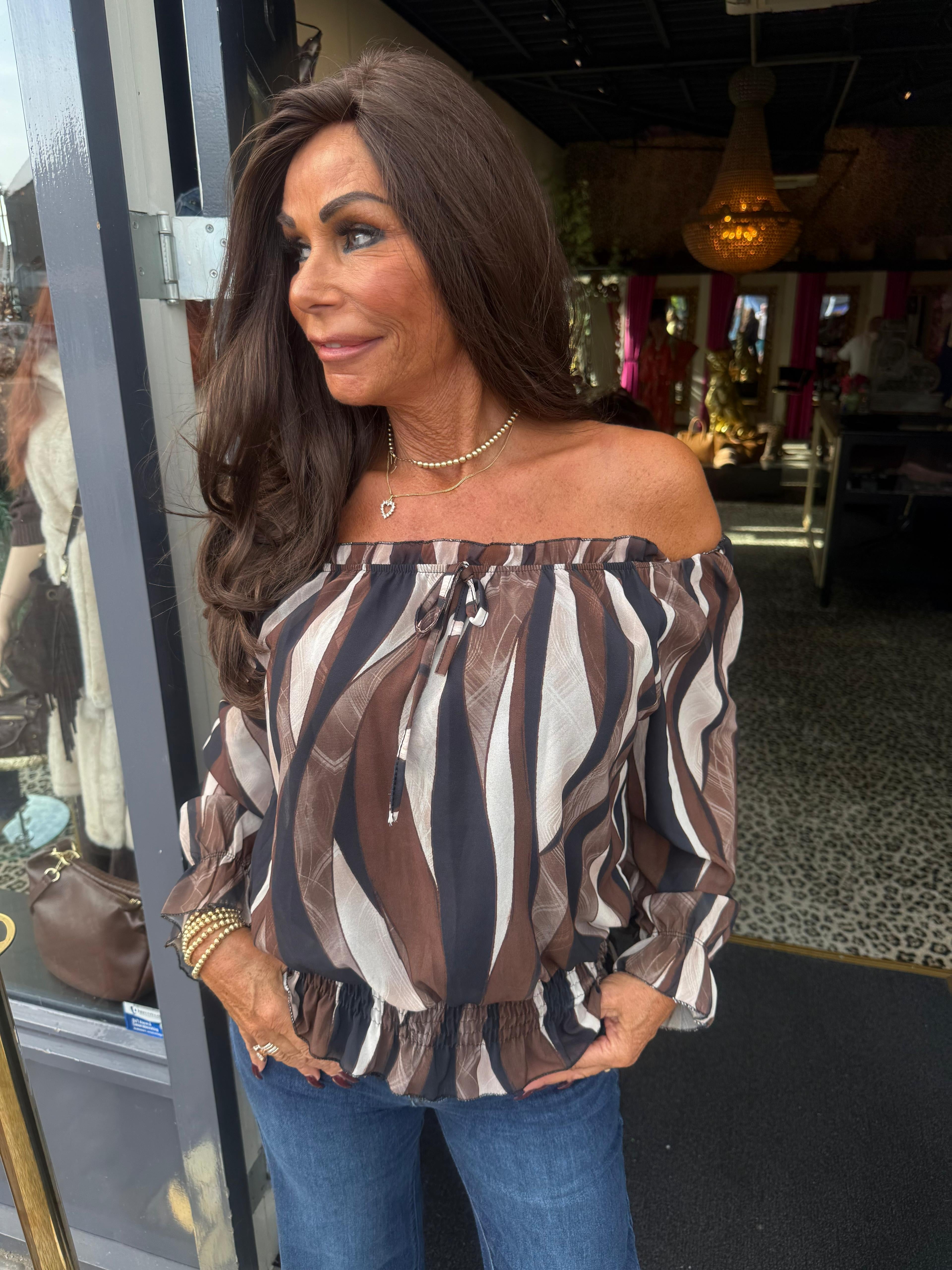 Off shoulder Blouse "coup de foudre" donkerbruin
