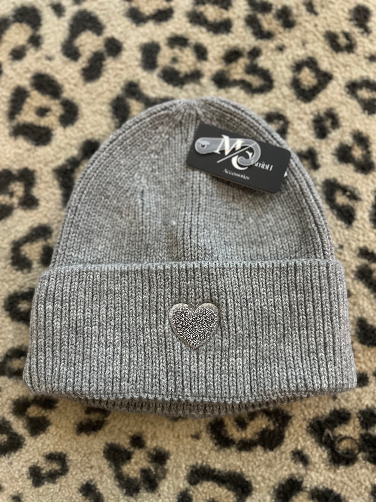 Muts “hart” grijs