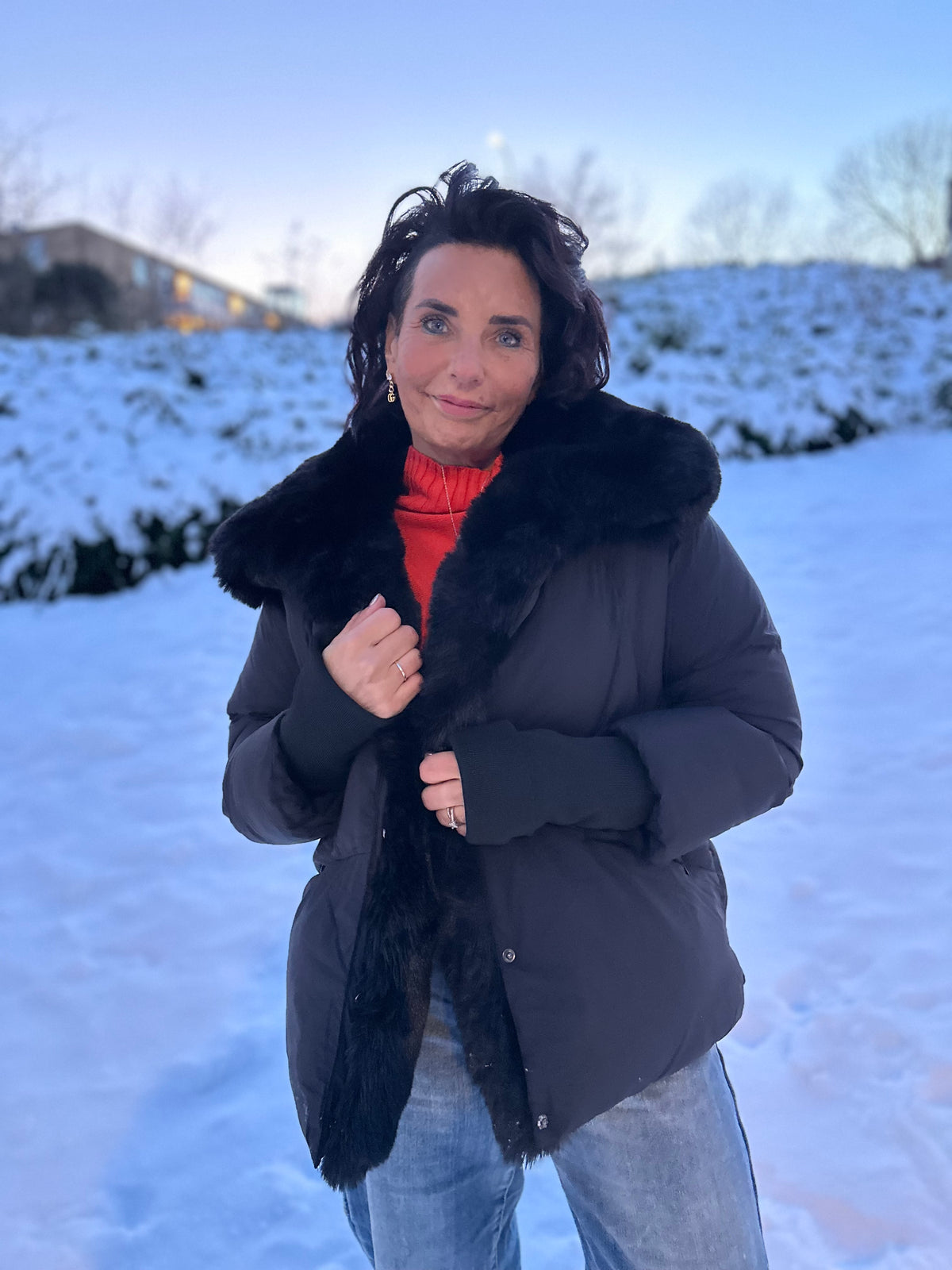 Winterjas kort “Snow” zwart