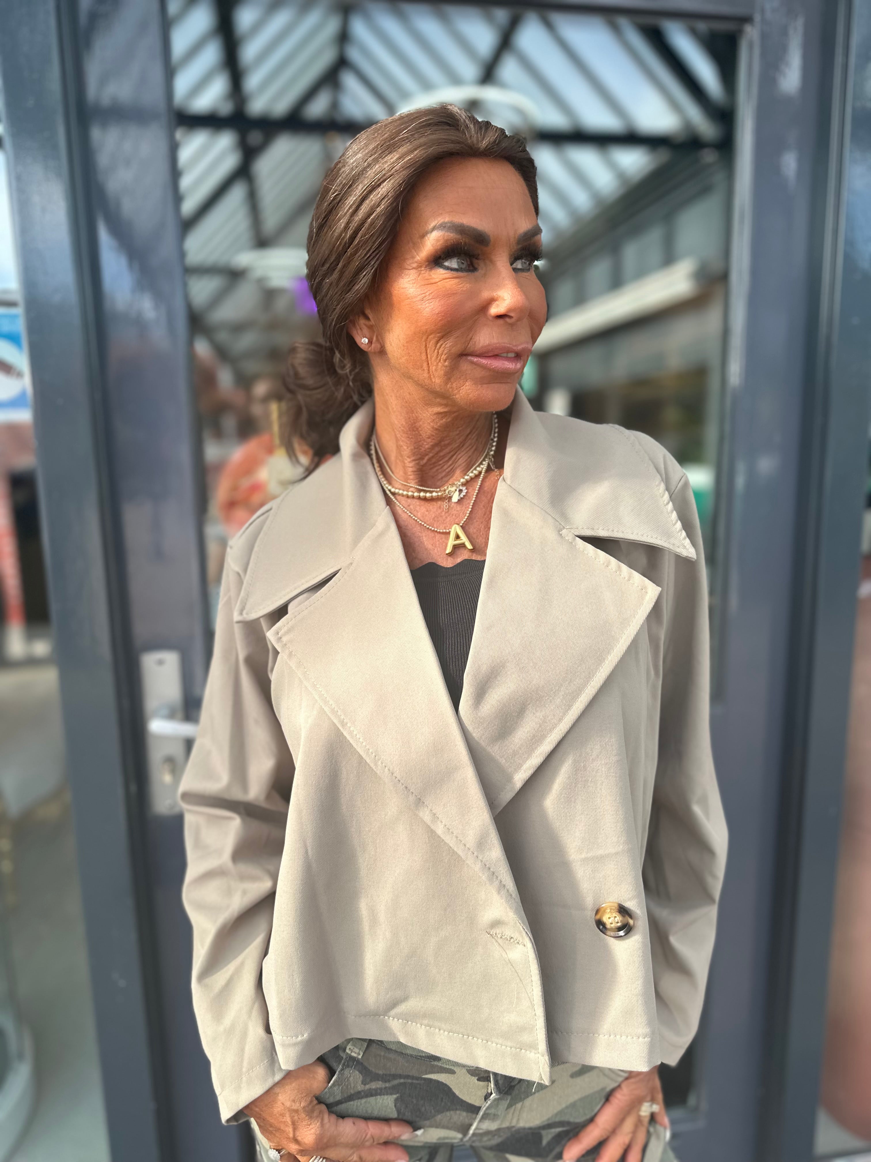 korte trenchcoat "Saar" Beige