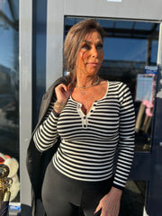 Top “streepjes” zwart wit