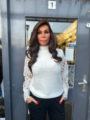 trui kanten mouw "Robyn" Offwhite