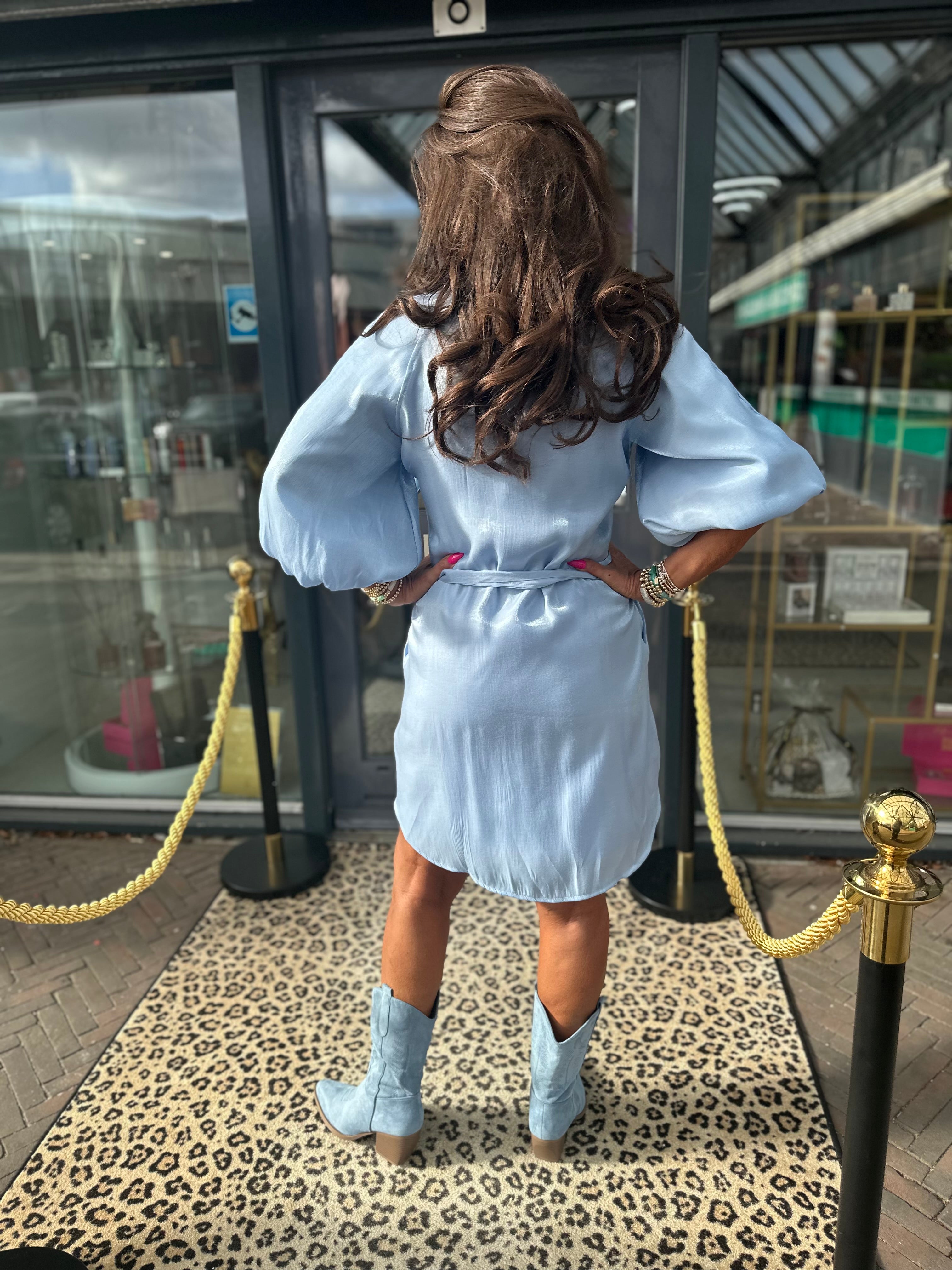 Silky dress lichtblauw