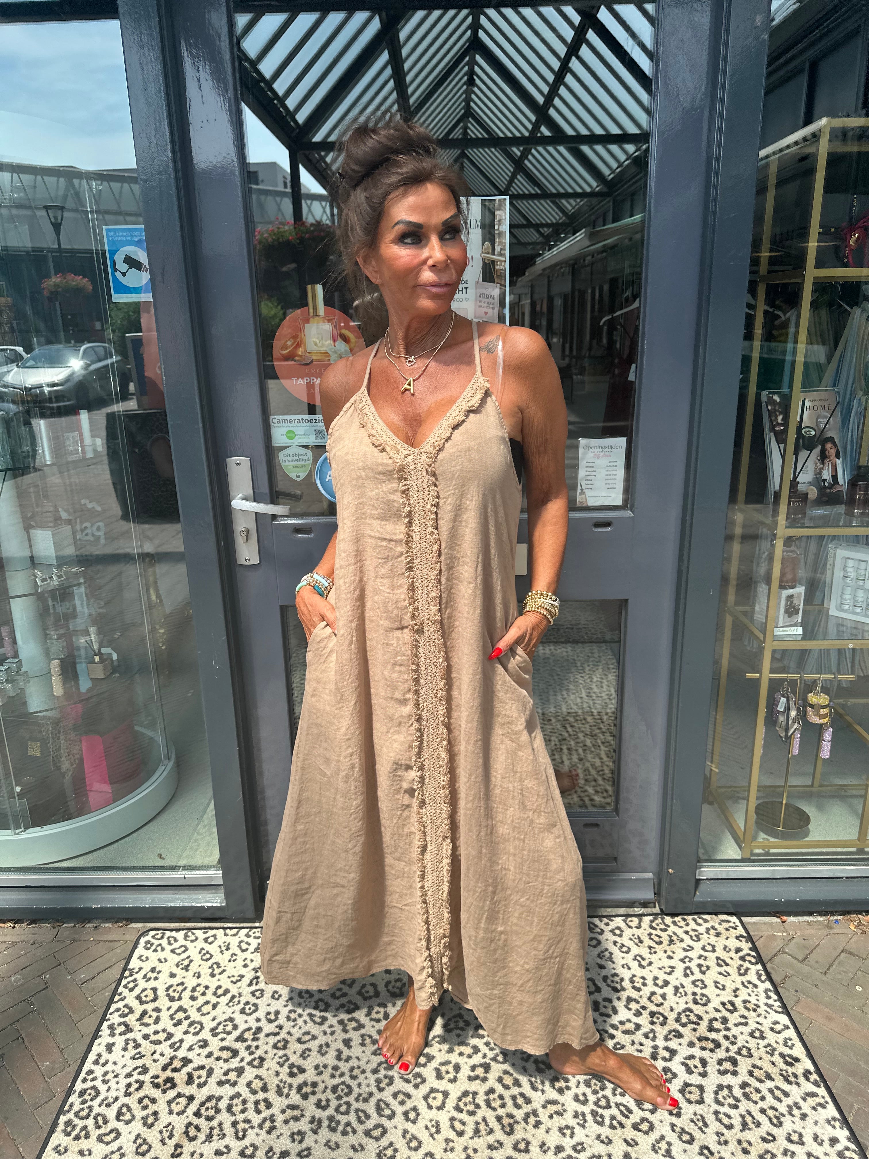 Spaghetti jurk broderie ibiza Camel