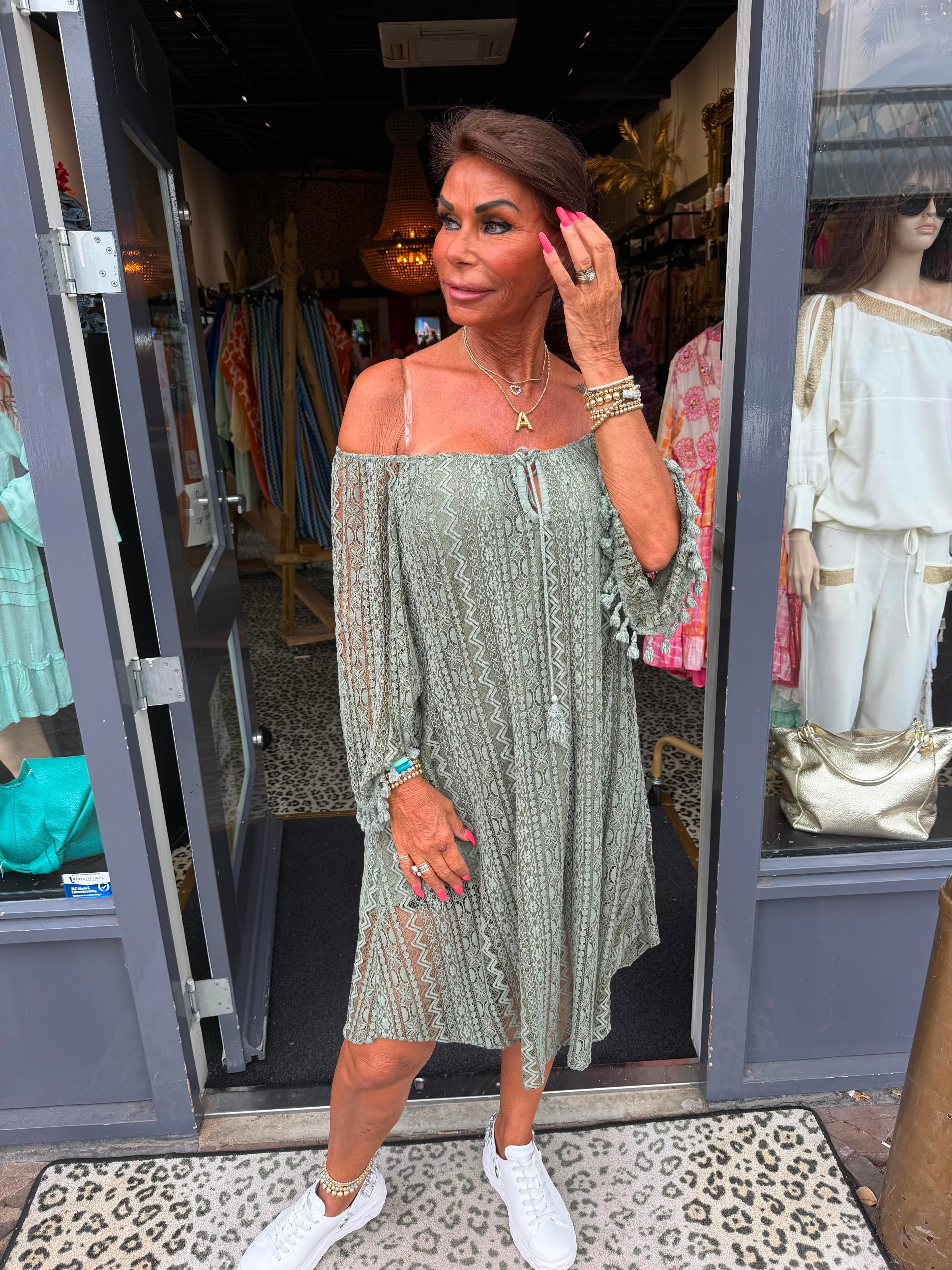 Jurkje off shoulder "Lace" legergroen