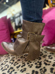 Laars metallic gold