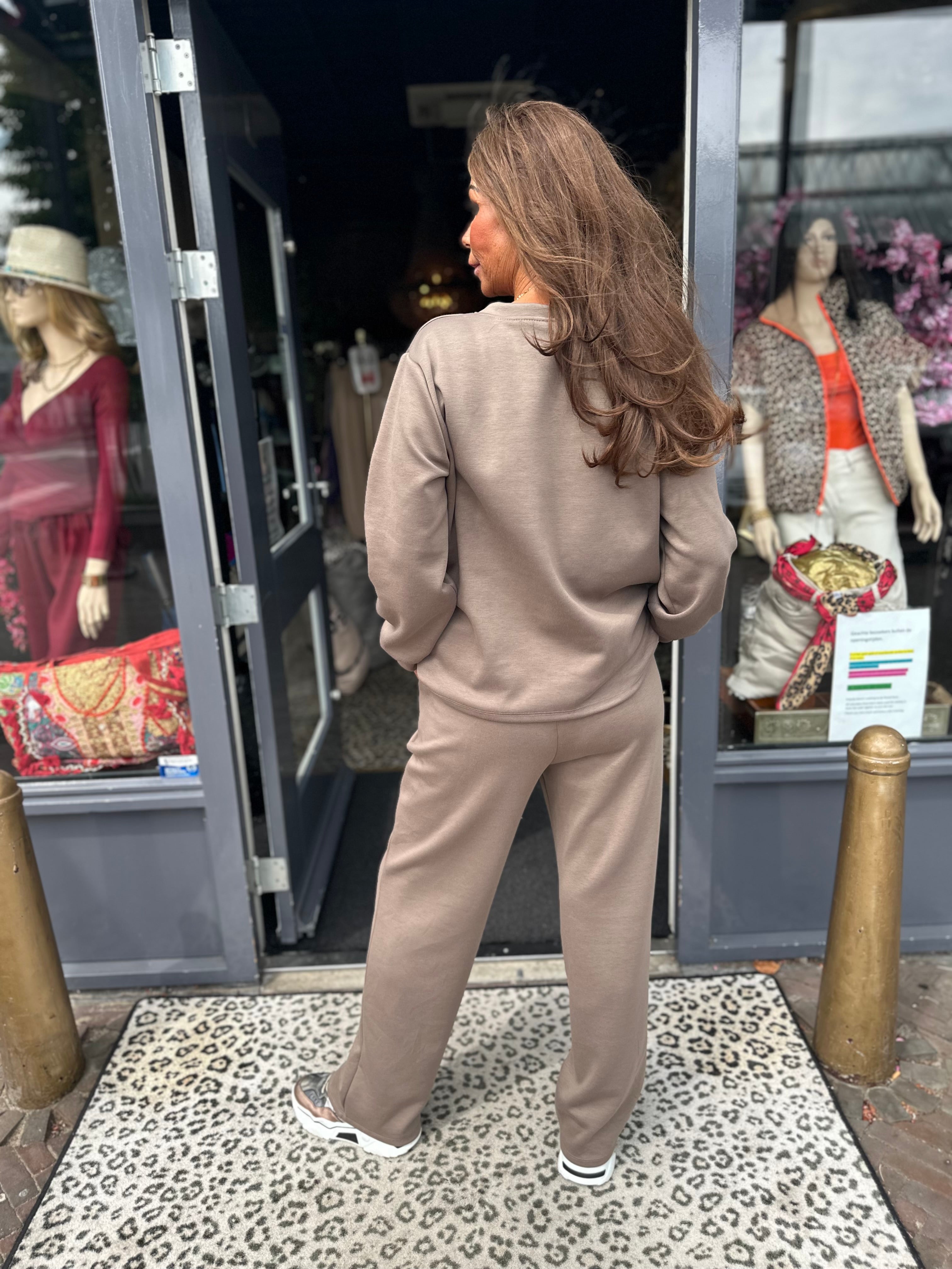 Life isn't perfect set lange mouw "Taupe"