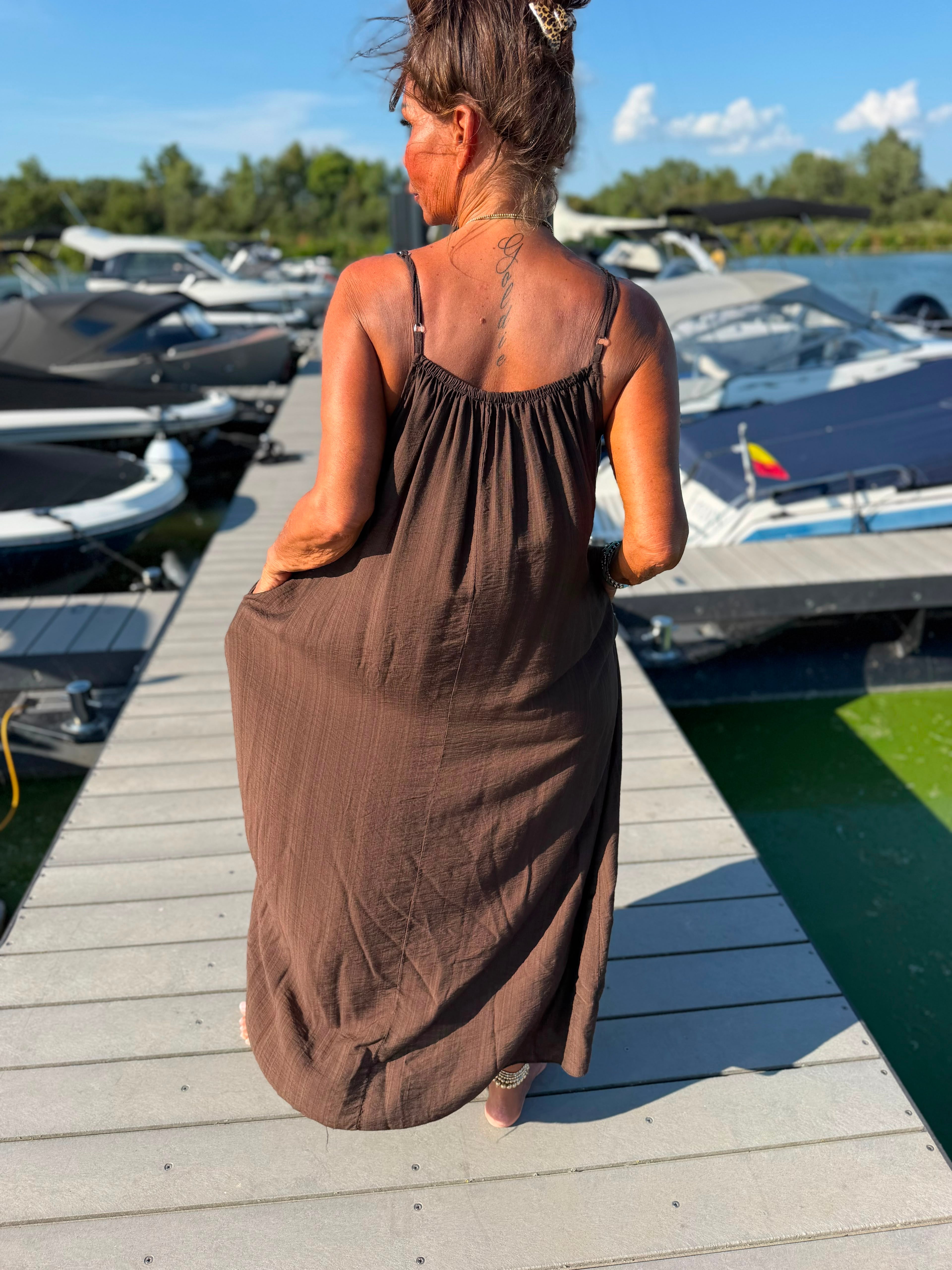 Lange jurk “Sabina” Donkerbruin